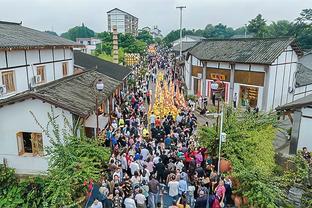 CIES年度十佳右后卫：沃克居首，莫利纳、脆皮二三位，阿诺德第五